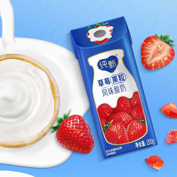 蒙牛草莓果粒风味酸奶